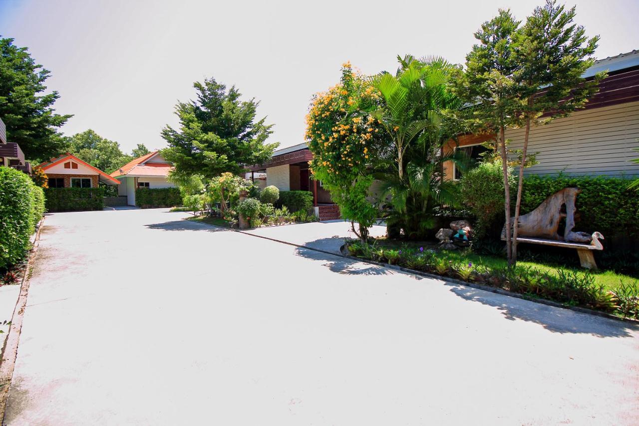 Oyo 354 Ton Hom Resort & Villa Hua Hin Exterior photo